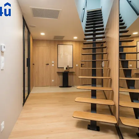 Sky View By Rent4you Lejlighed *